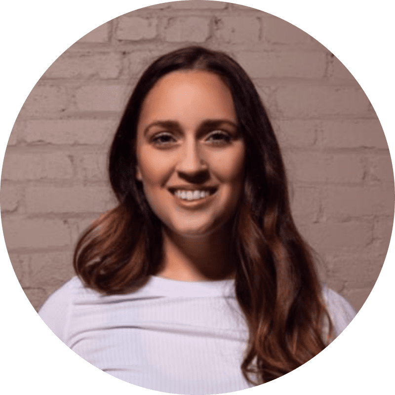 kayla-yoga-instructor