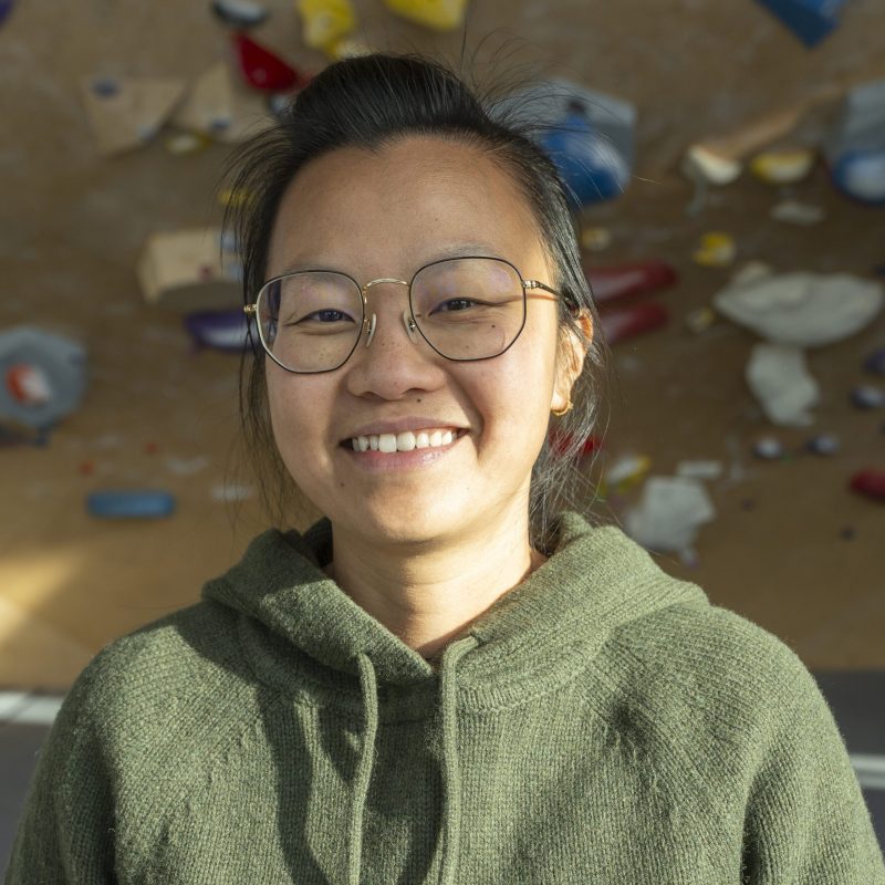 thi-n-yoga-111025-001