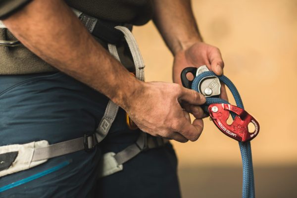 proper-belaying